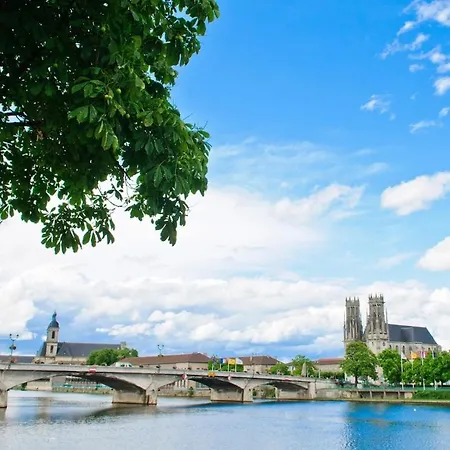 Maisonnette Atypique Du Centre Pont-à-Mousson