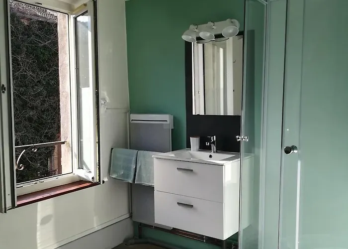 Maisonnette Atypique Du Centre